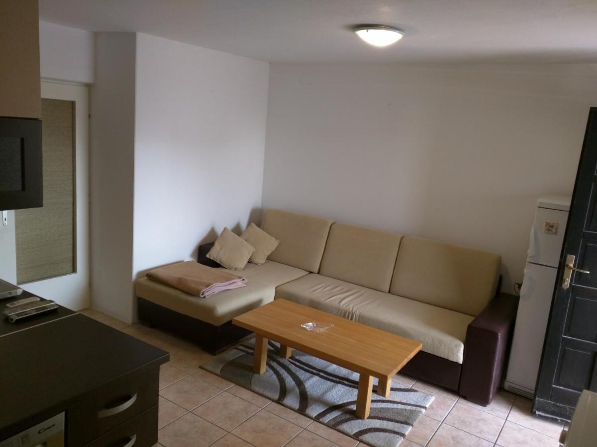 Sakoman Apartments Вир Экстерьер фото